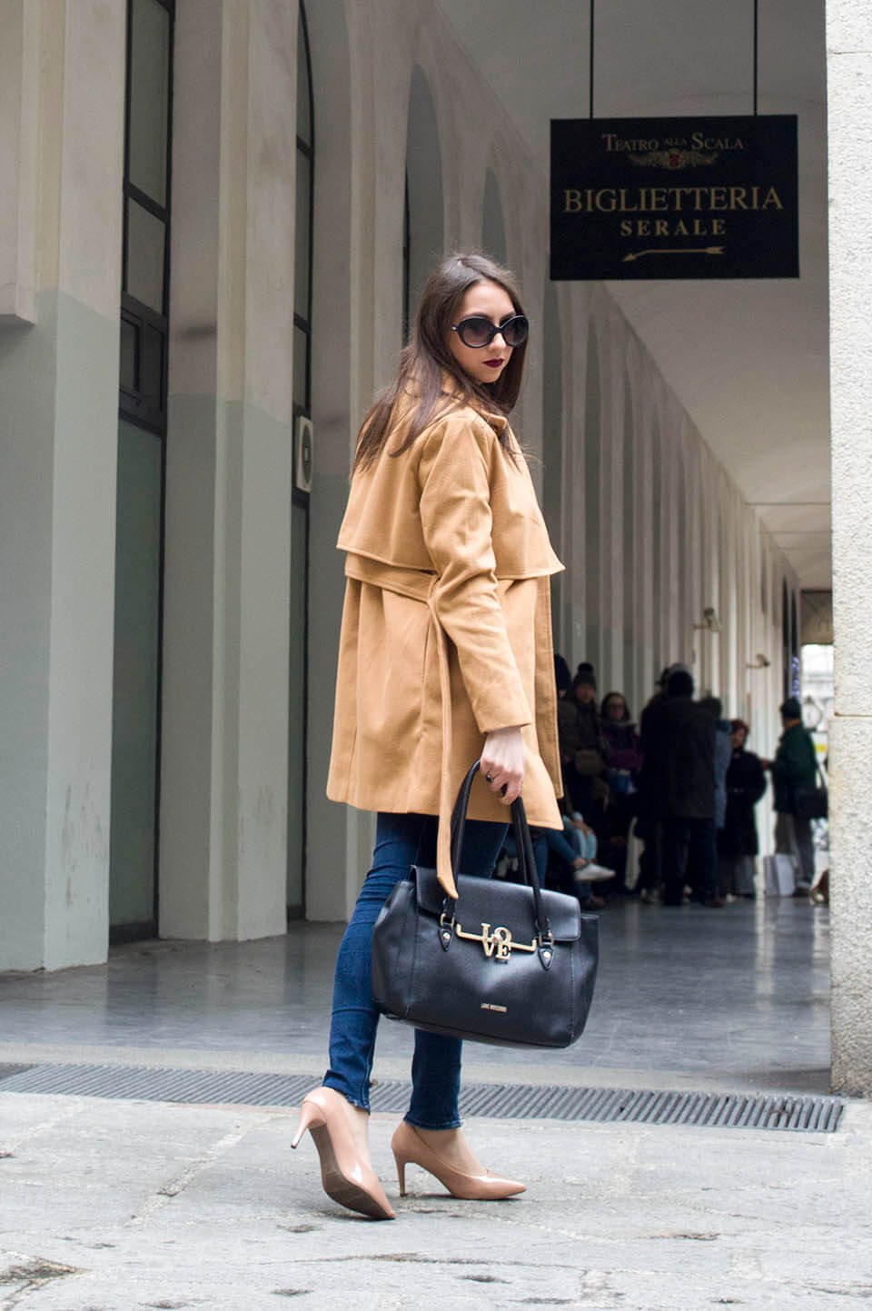 Camel coat - day outfit