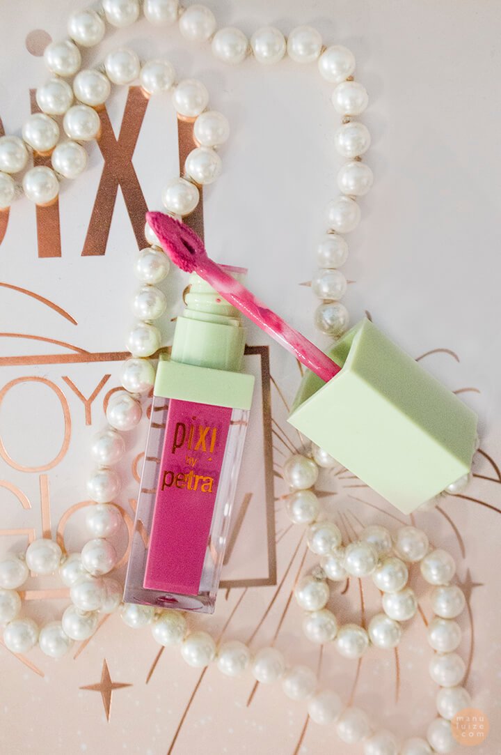 Pixi Pleasing pink lipstick