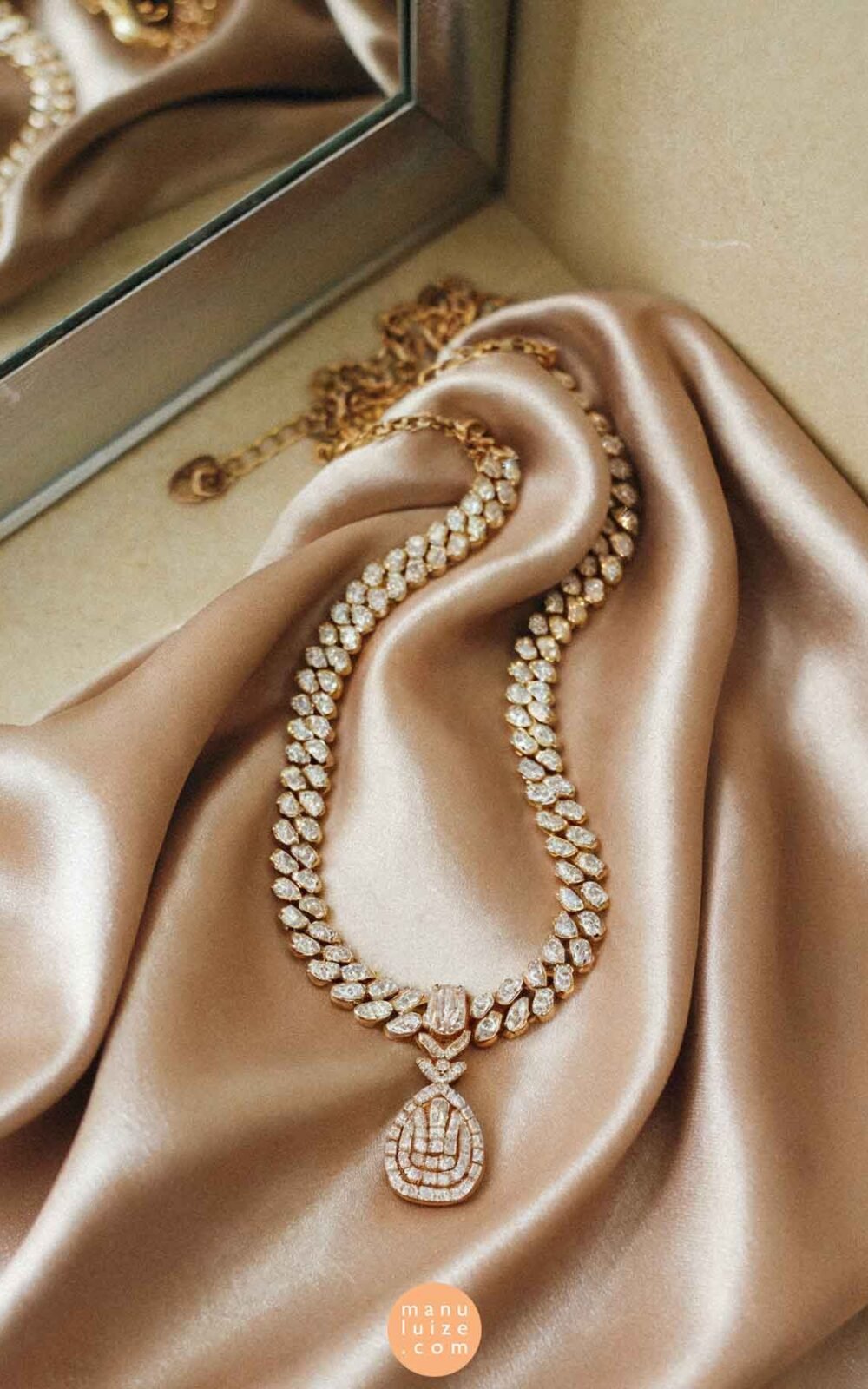 Diamond necklace Diamond necklace
