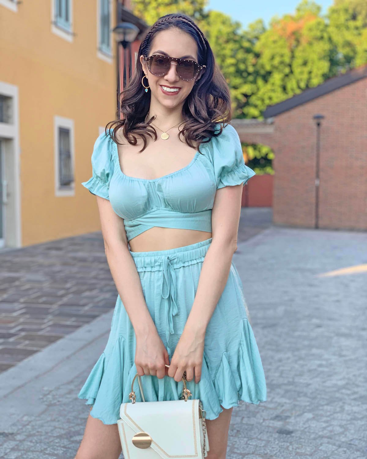 Mint green top & skirt - Lili Fairy review