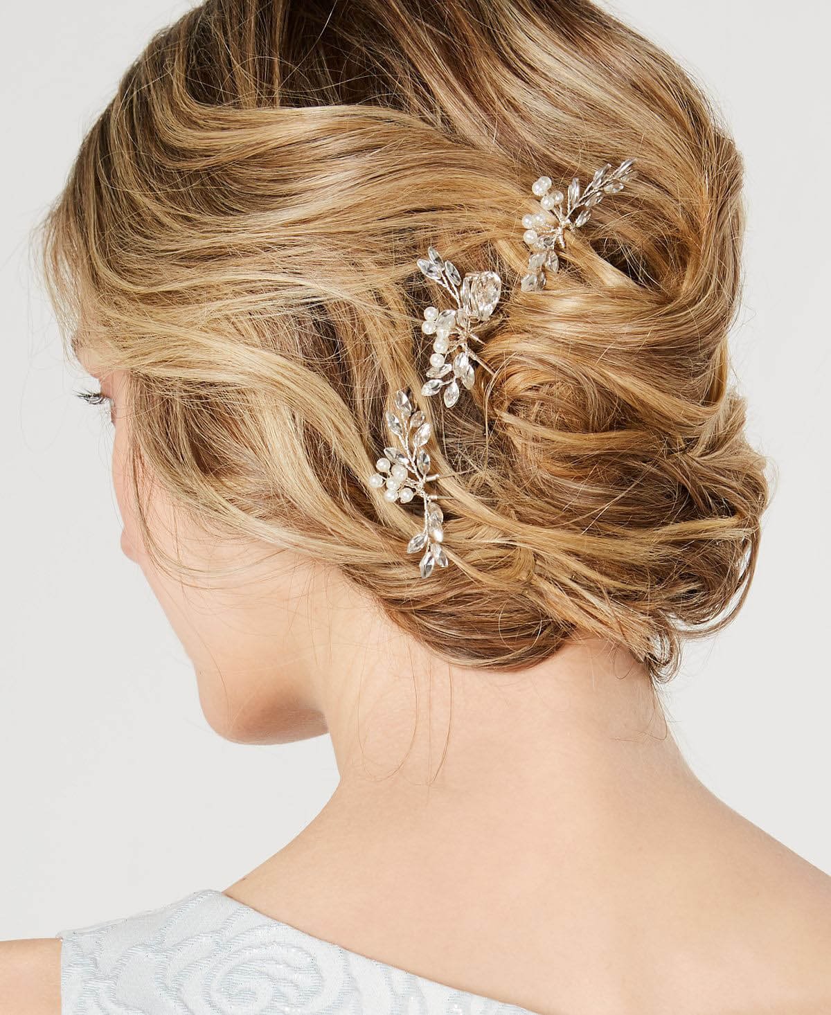 Hair comb as wedding accessories