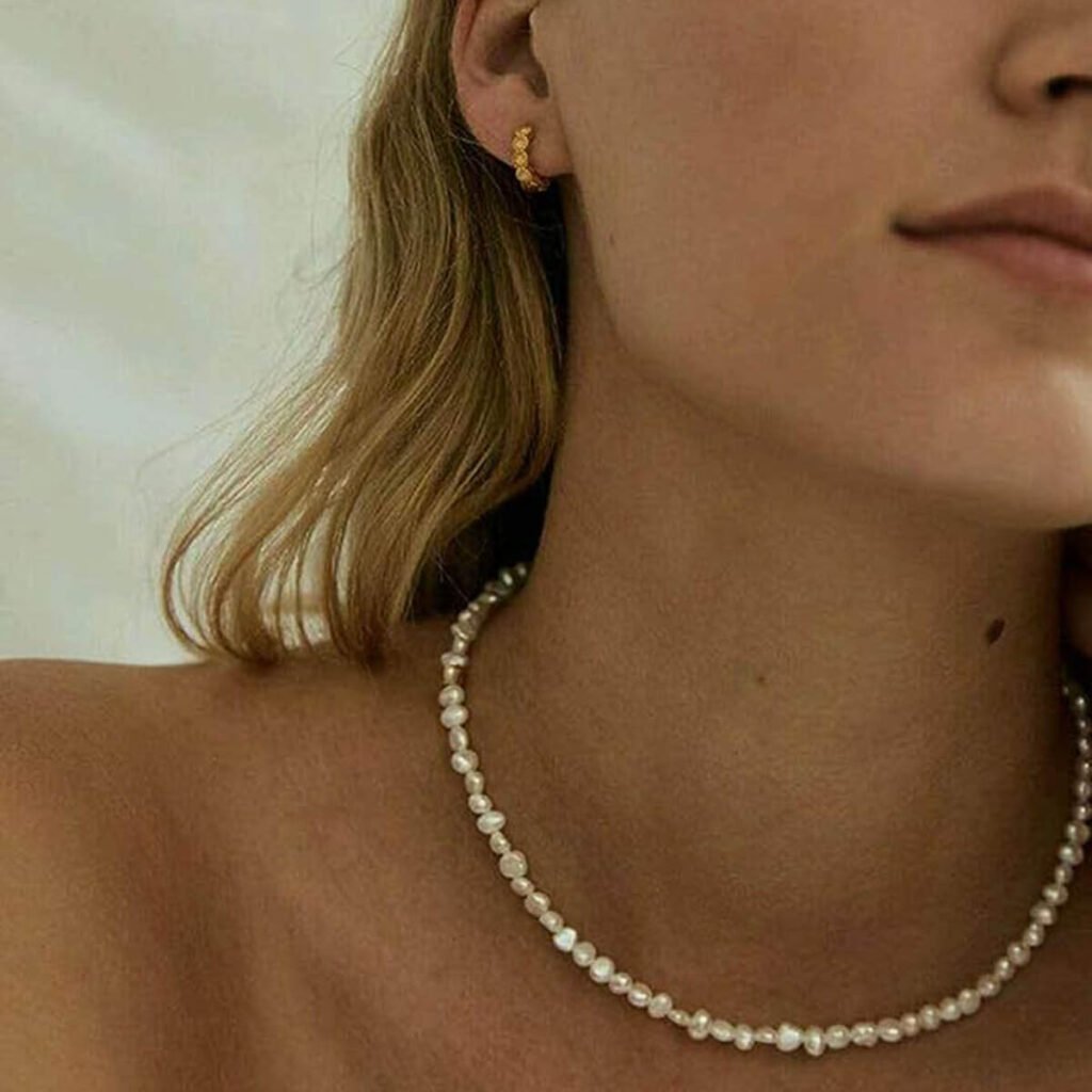 Accessori donna con perle: collana girocollo