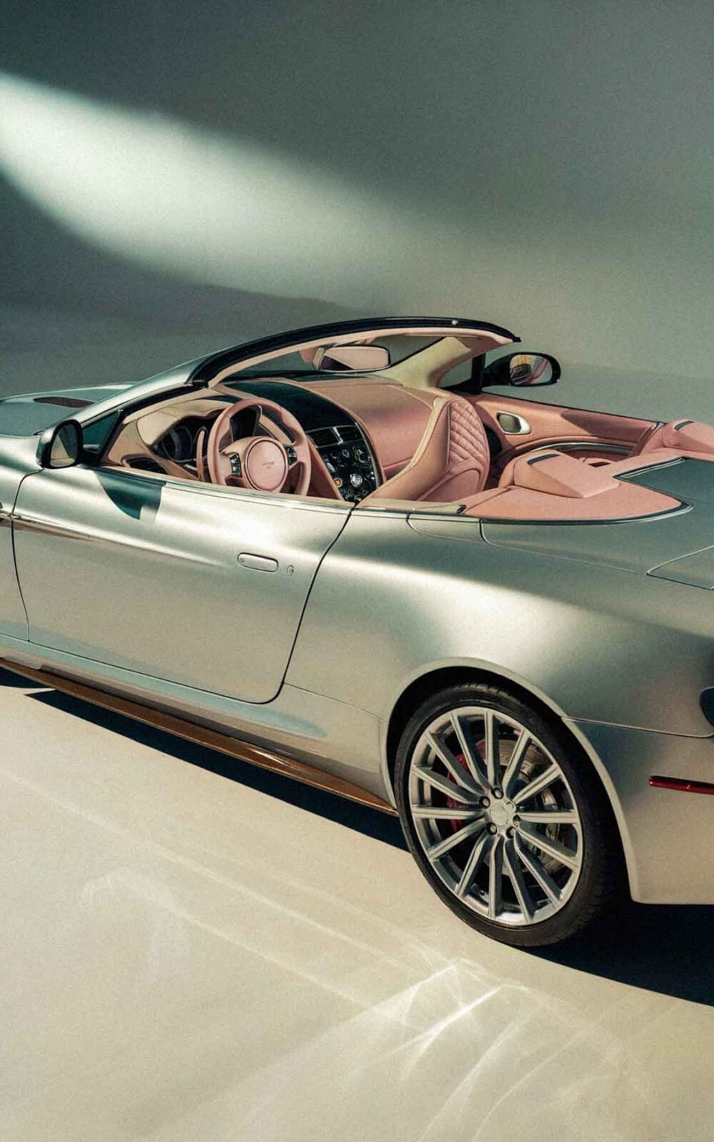 Aston Martin Q DB9 light pink Aston Martin Q DB9 light pink