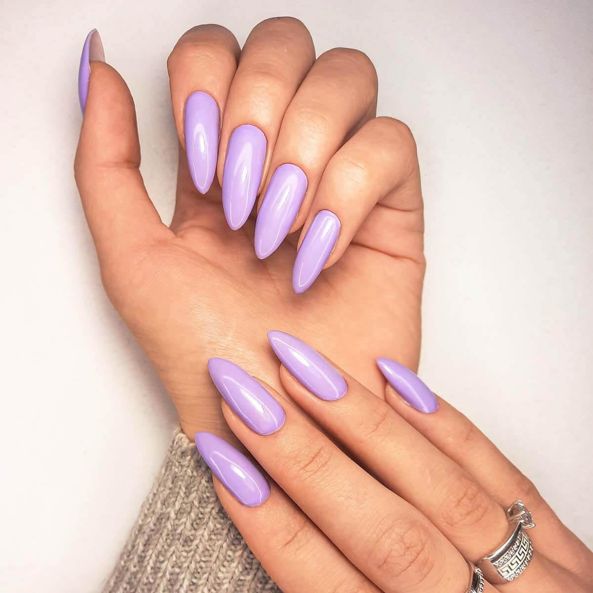 Lilac Nails: cute ideas for spring