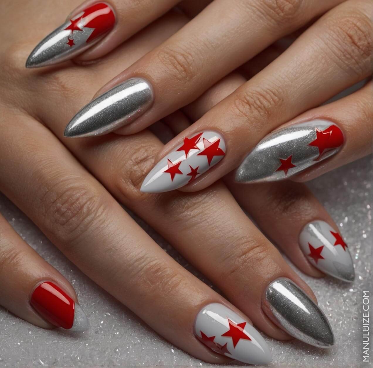 Red stars nails
