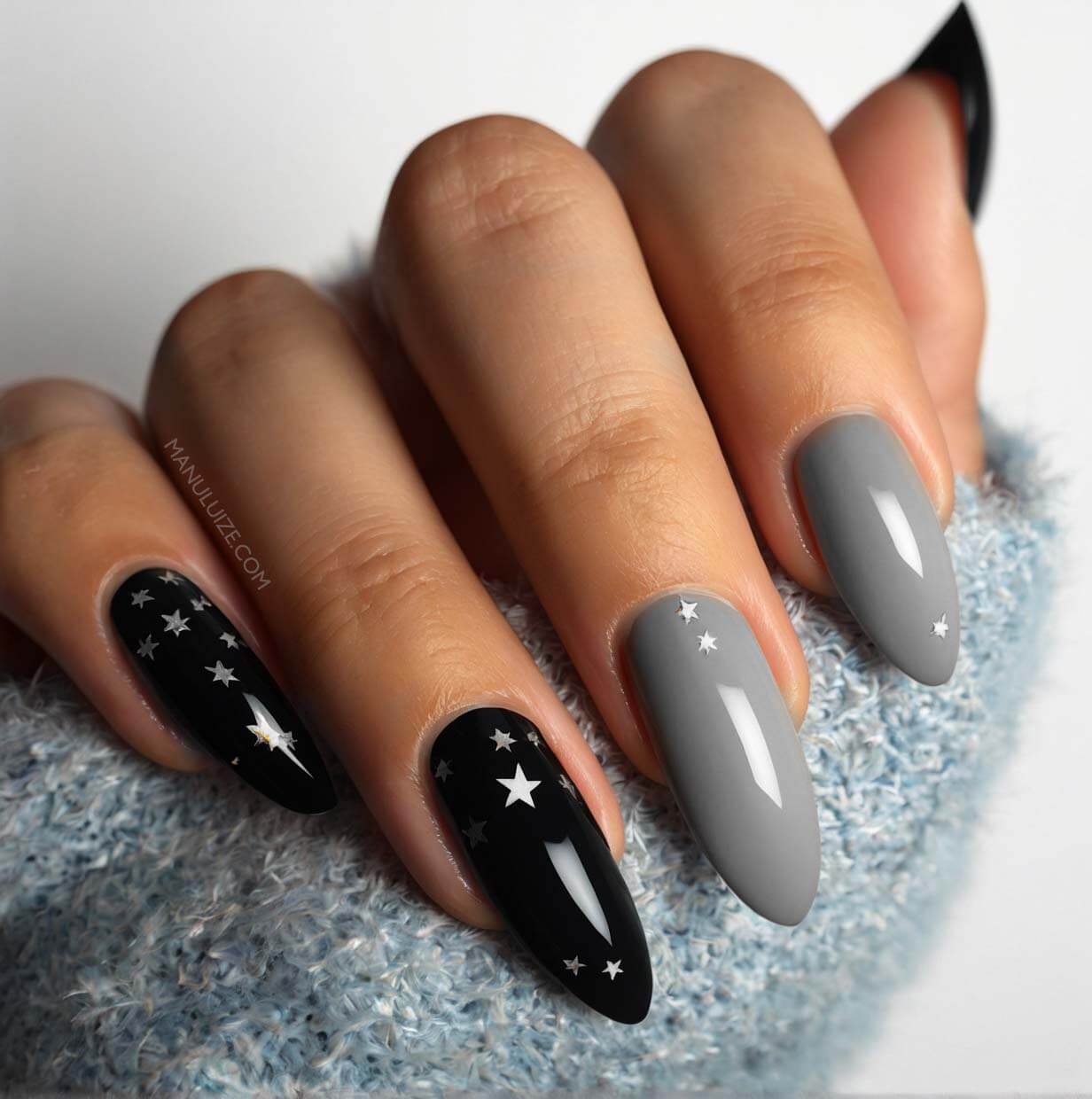 Silver nails with stars