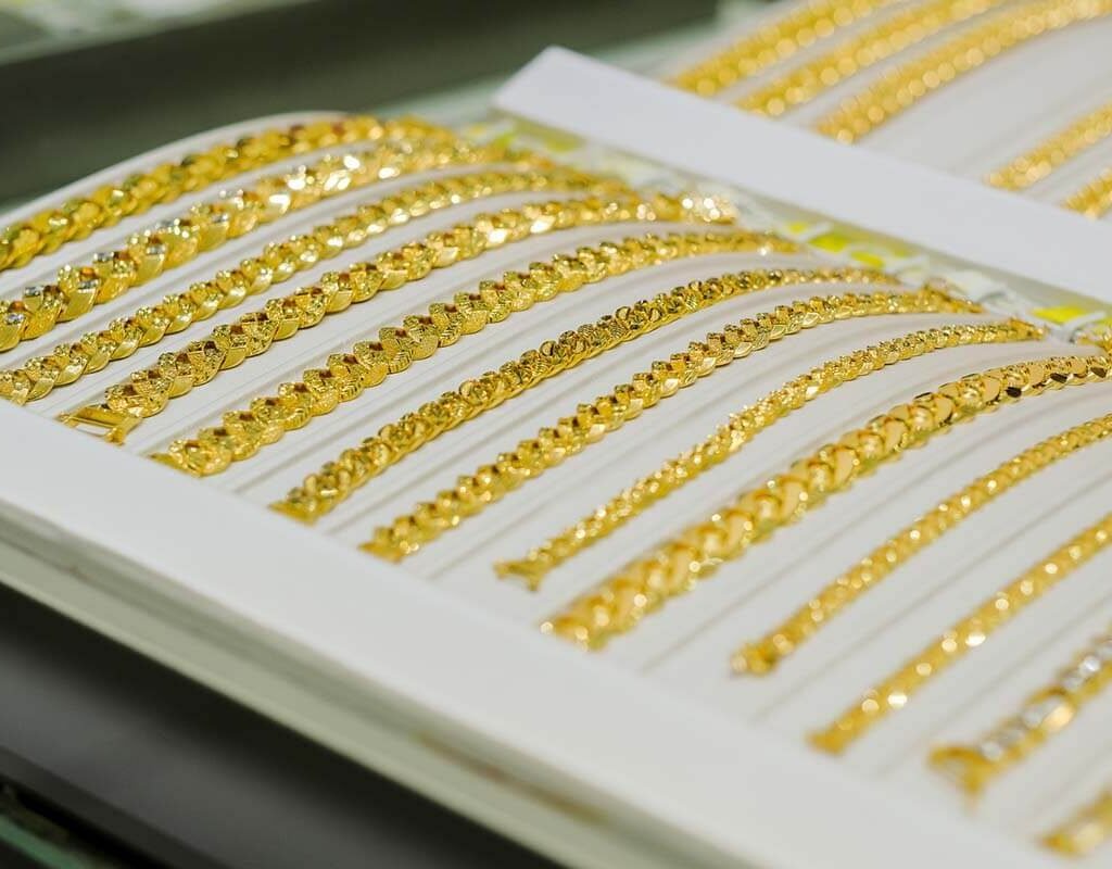 10 Different Styles Gold Chains