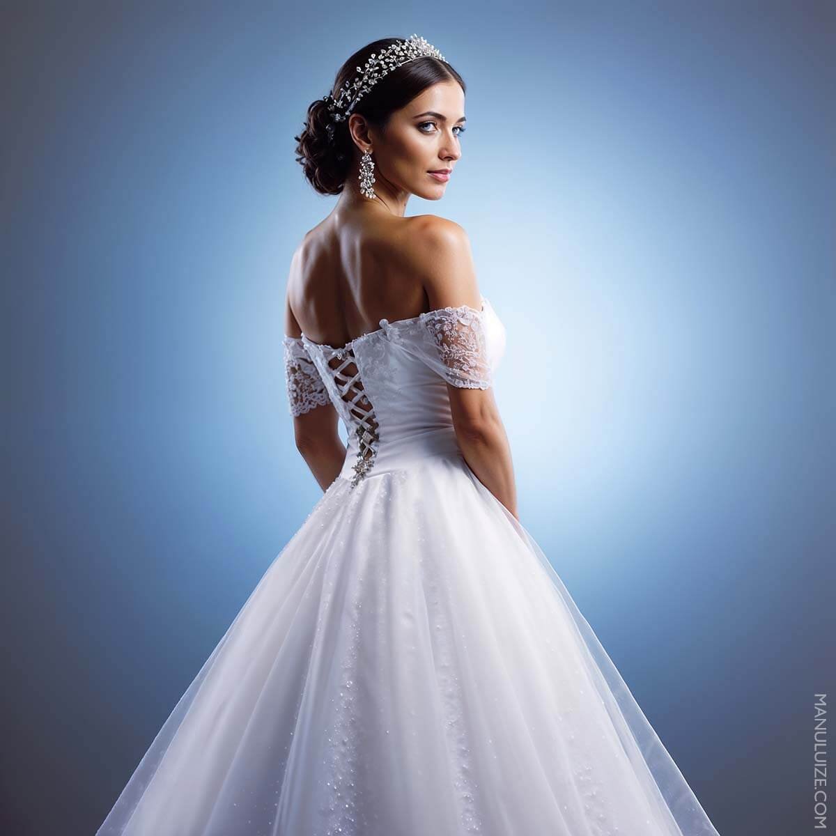 Princess wedding dress with glitter