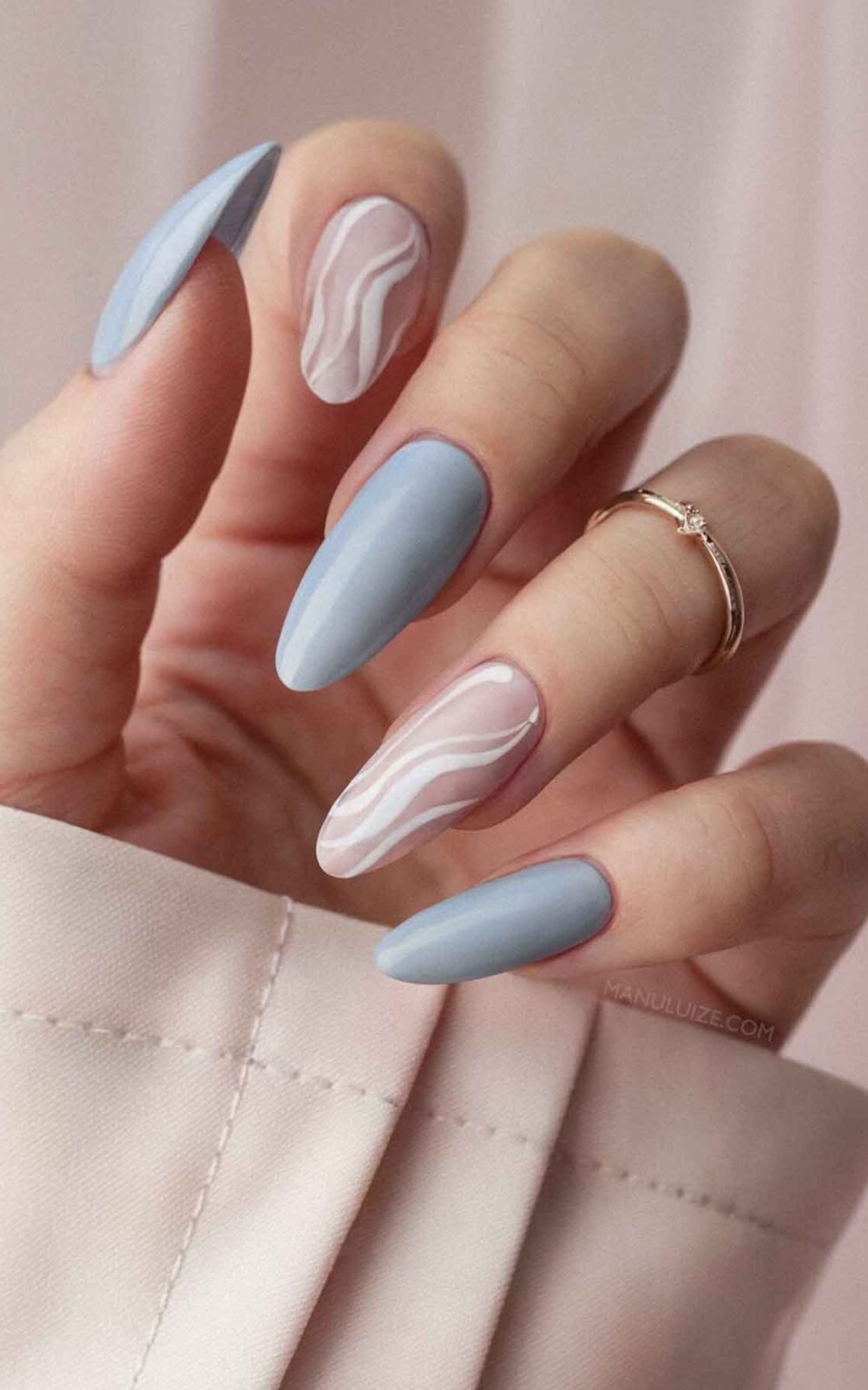 Baby blue abstract nails Baby blue abstract nails