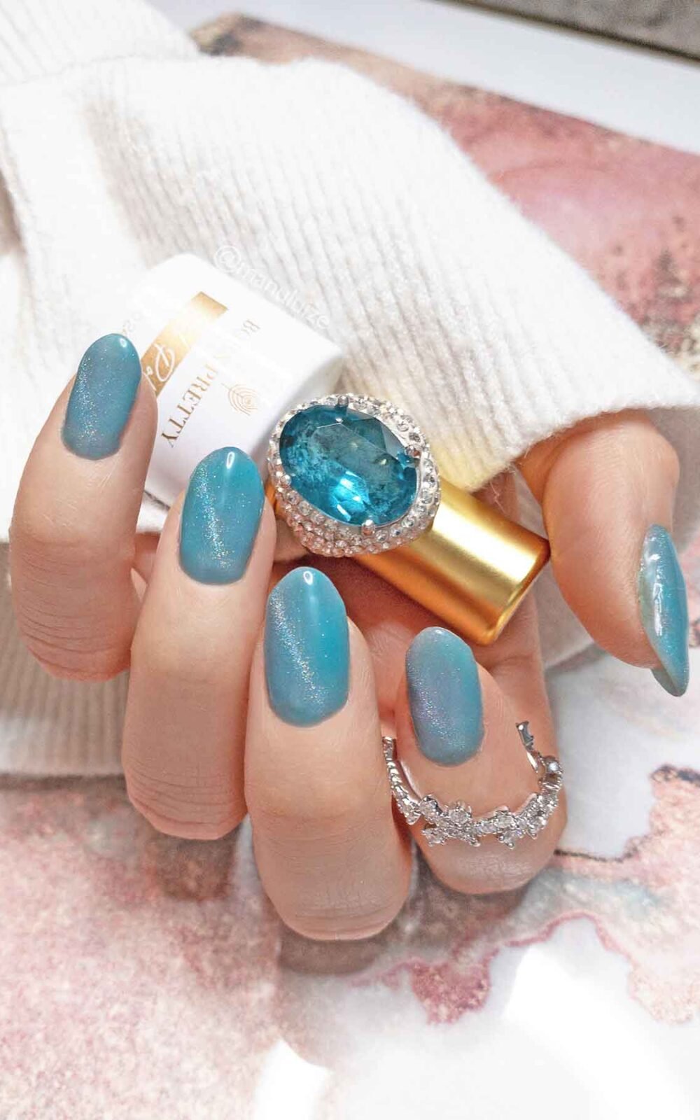 Light blue nails for summer Light blue nails for summer