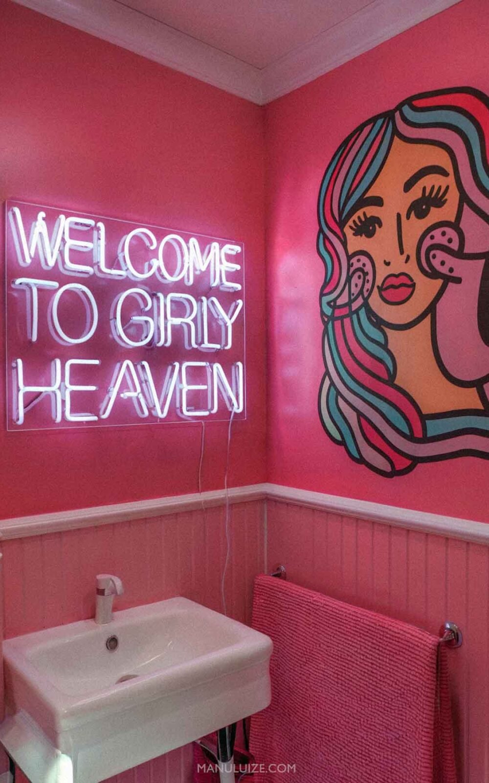 Neon pink bathroom Neon pink bathroom