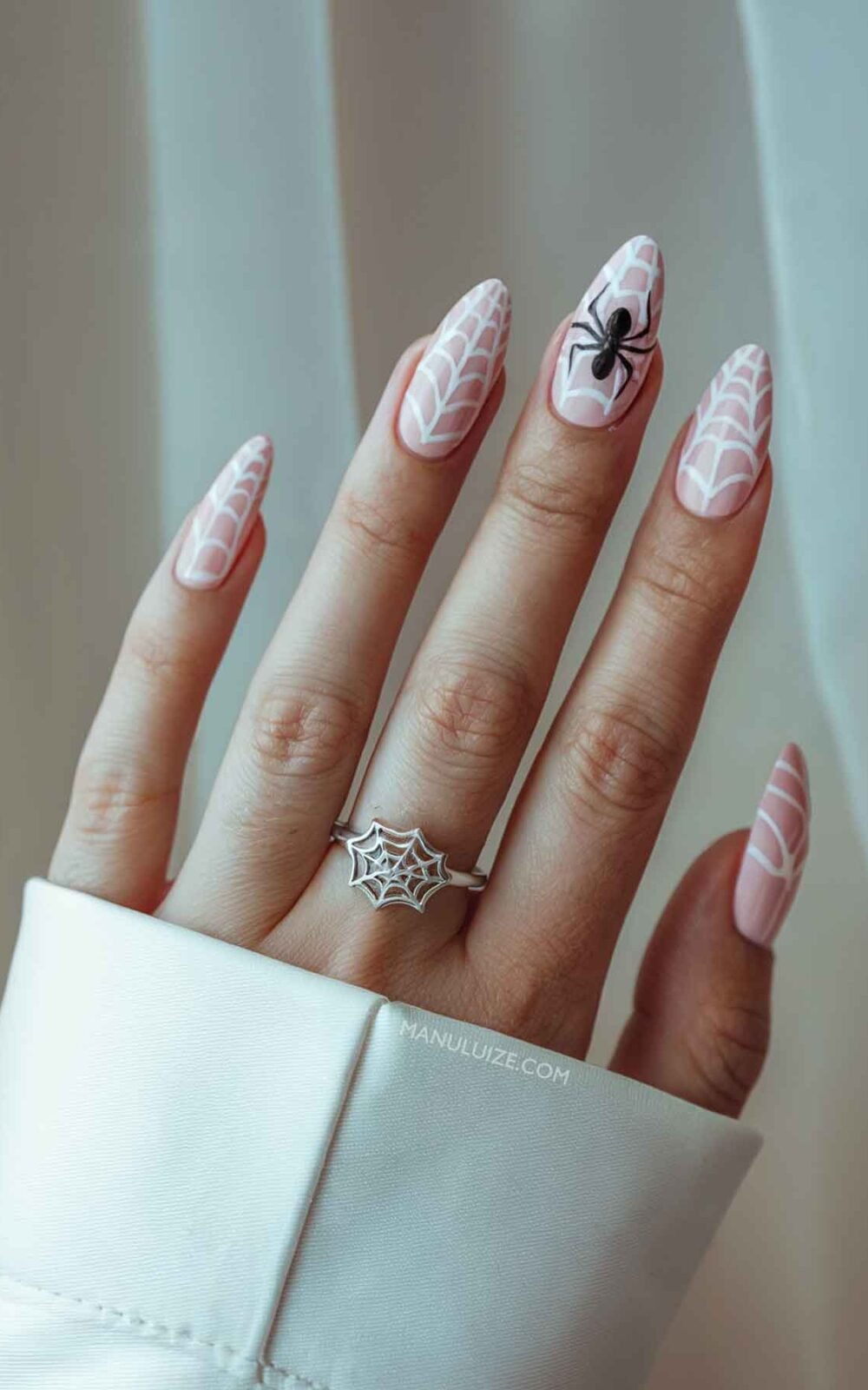 Pink cute halloween nails Pink cute halloween nails