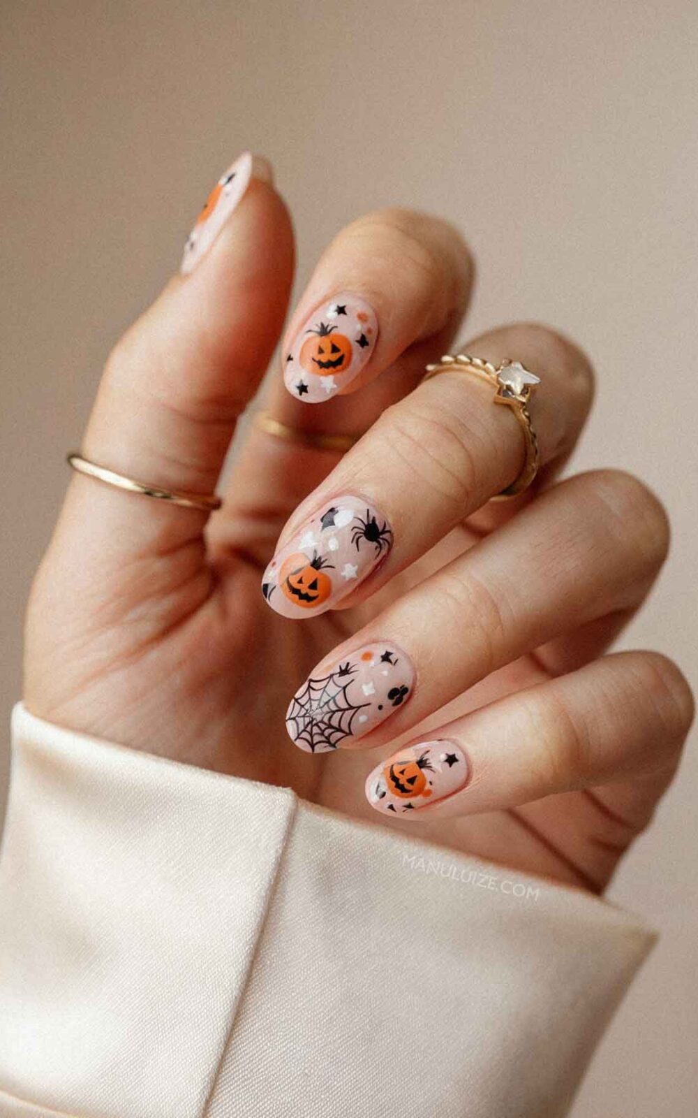 Pumpkin cute halloween nail art Pumpkin cute halloween nail art