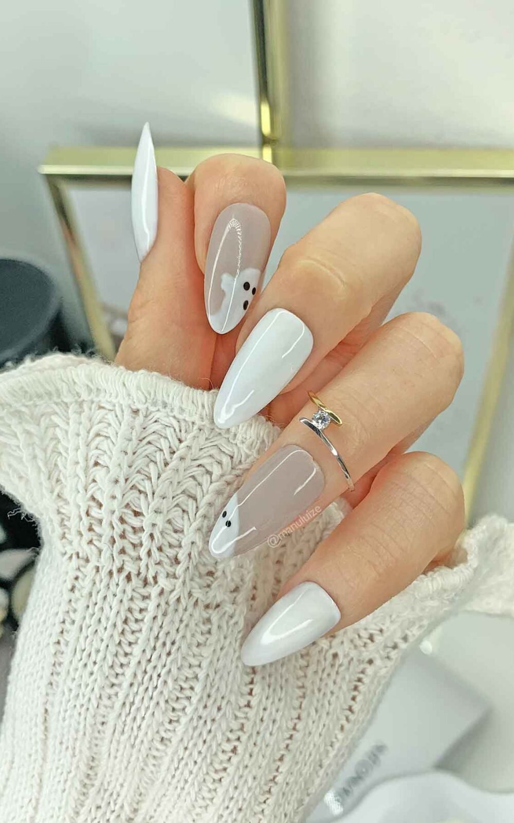 White and nude ghost nail design White and nude ghost nail design