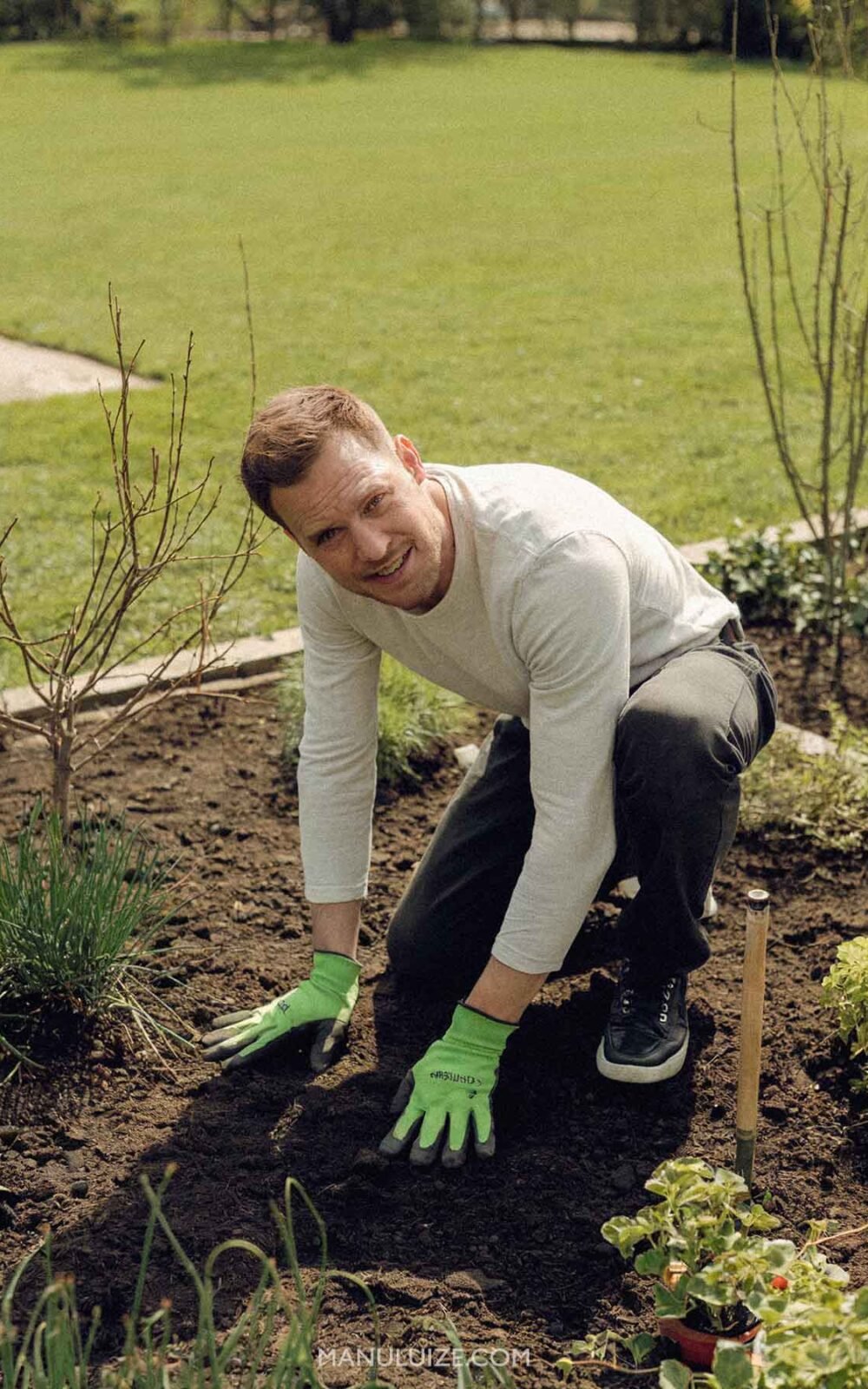 Essential Tools to Keep Your Garden Neat and Tidy