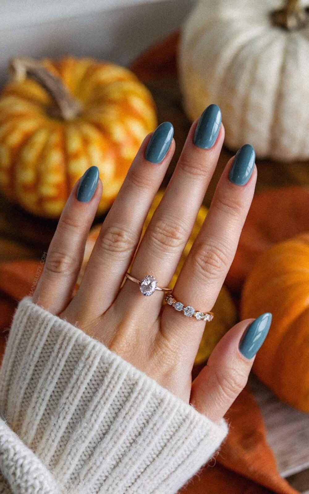 Teal fall nail color and 13 Trendy Fall Nail colors Tiffany blue fall nail color and 13 Trendy Fall Nail colors