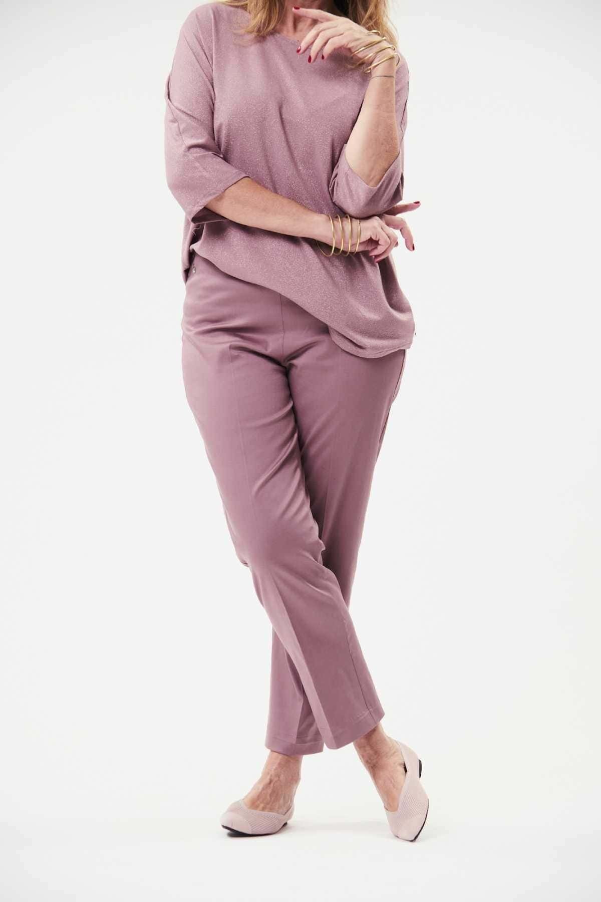 look primavera con pantaloni