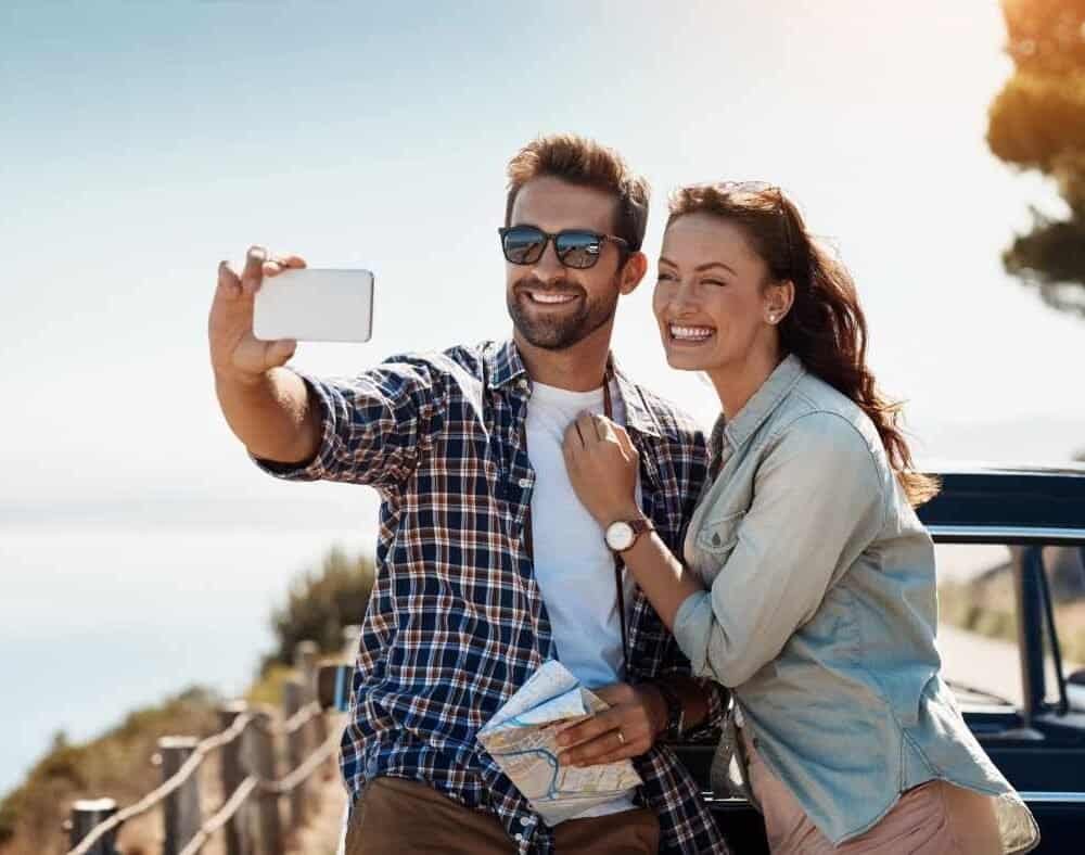 travelling couple travelling couple